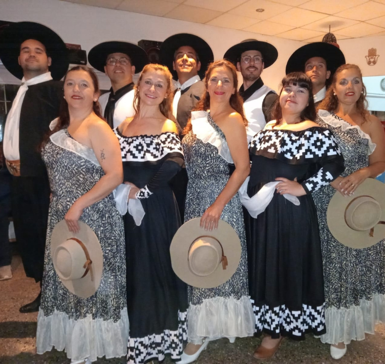 Danzas Folklóricas Jóvenes 2